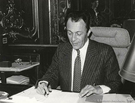 10 mai 1988 : nomination de Michel Rocard à Matignon